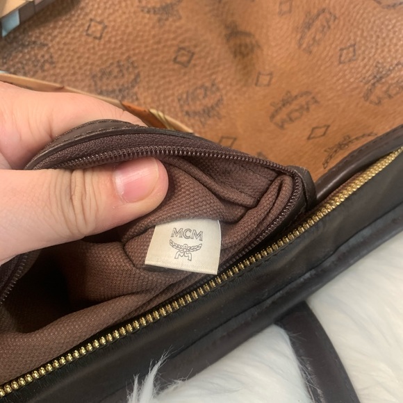 Authentic MCM Medium Tote - Picture 10 of 16